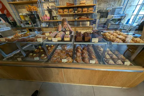 La Belle Patisserie photo 3